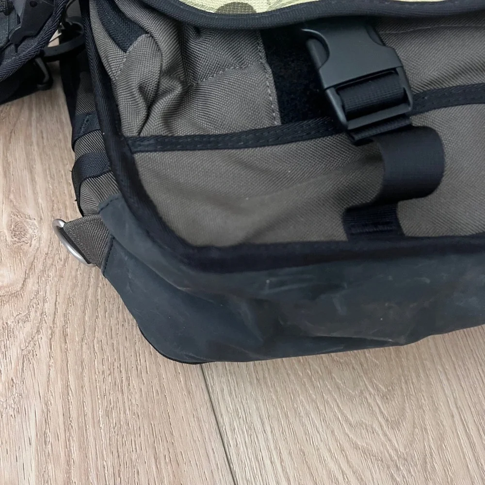 Rickshaw Bagworks TED 2008 Messenger Bag Olive Green Graphic Commuter USA Made